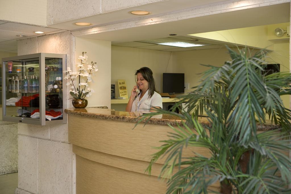 Ft Lauderdale Beach Resort Форт Лодърдейл Екстериор снимка